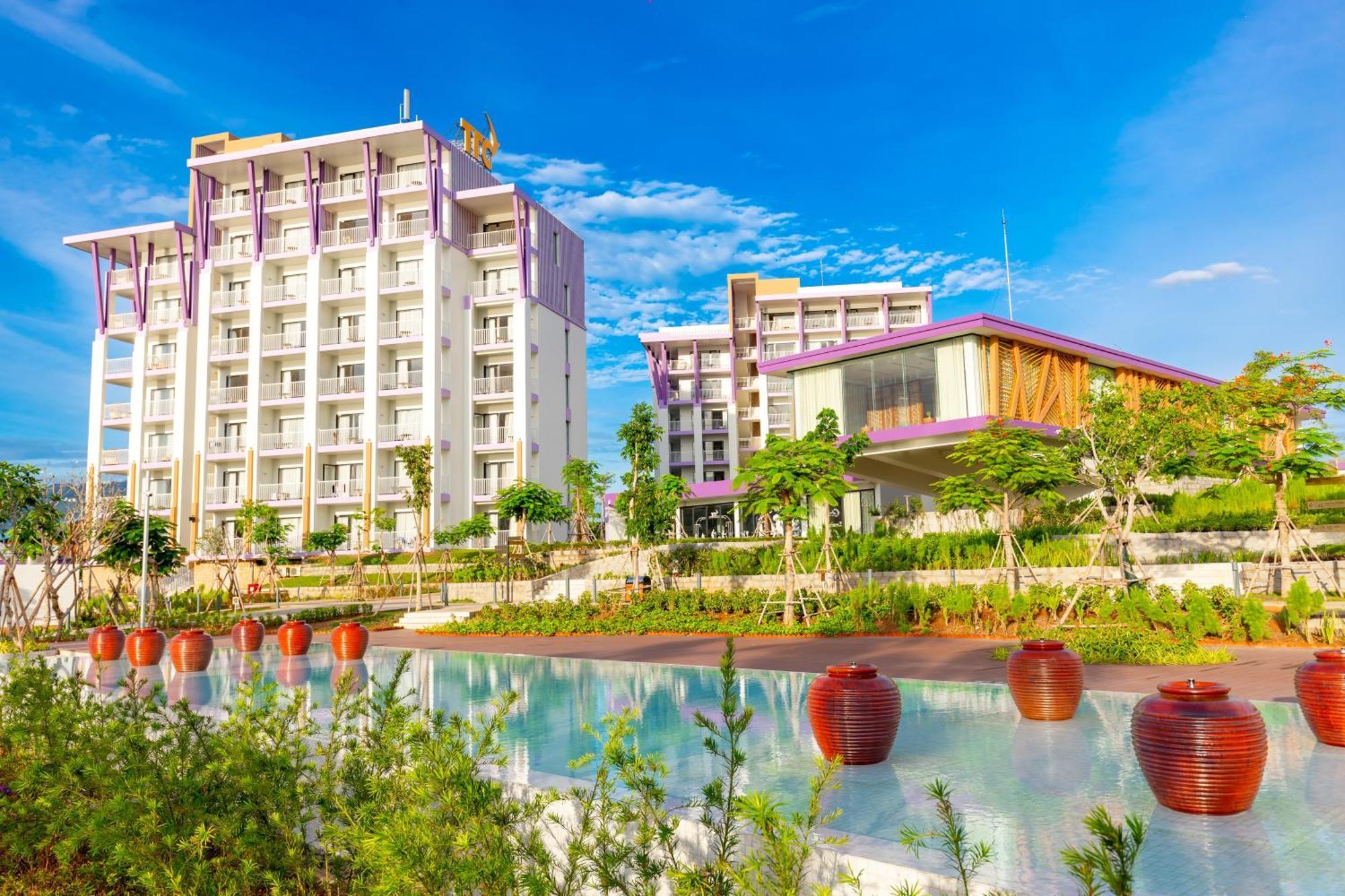 Ttc Van Phong Bay Resort - Himalaya Sauna & Steam Retreat Included Ninh Hoa Exterior photo